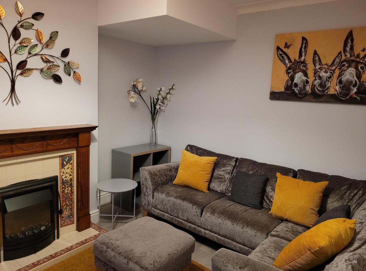 Holiday home Golden Square Place